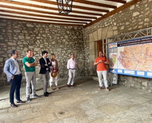 CYOPSA-SISOCIA constata el importante avance de las obras del Itinerario 9 del Plan Extraordinario de Carreteras de Aragón CYOPSA-SISOCIA constata el importante avance de las obras del Itinerario 9 del Plan Extraordinario de Carreteras de Aragón